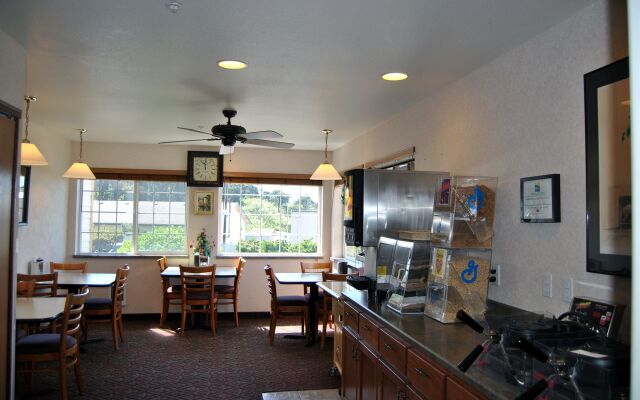 Americas Best Inn Lincoln City