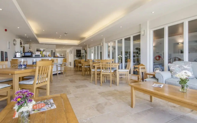 17 Burgh Island Causeway