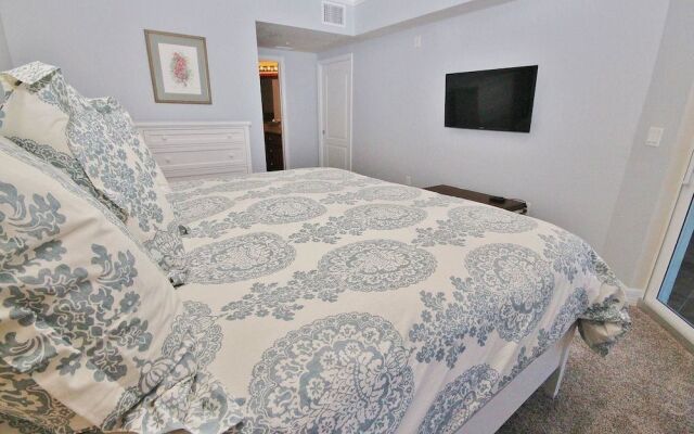 Oceanwalk 18-406 Apartment 2