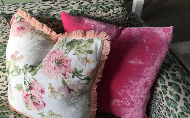 Sunny Holiday Home Near the Beach