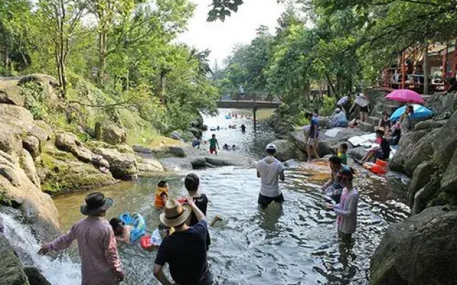 Suncheon Pool Valley Pension