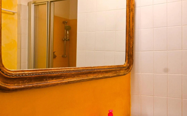 Bright Apartment Schönbrunn Palace