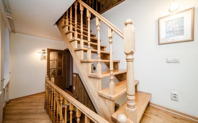 Дом на улице Василия Бутурлина 108