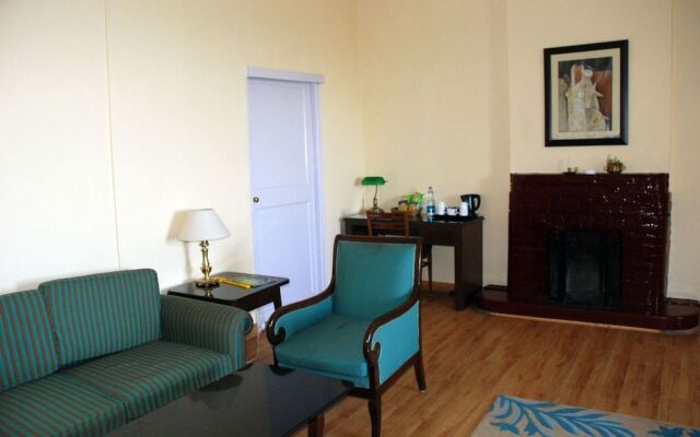 Alasia Hotel