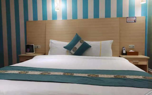 CMAX Hotel