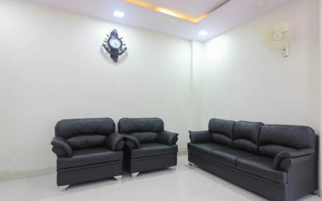 Capital O 18430 The Dawn Hotel