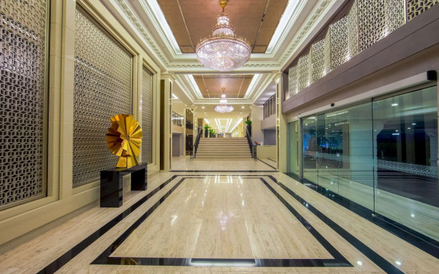 Mandarin Hotel Managed by Centre Point