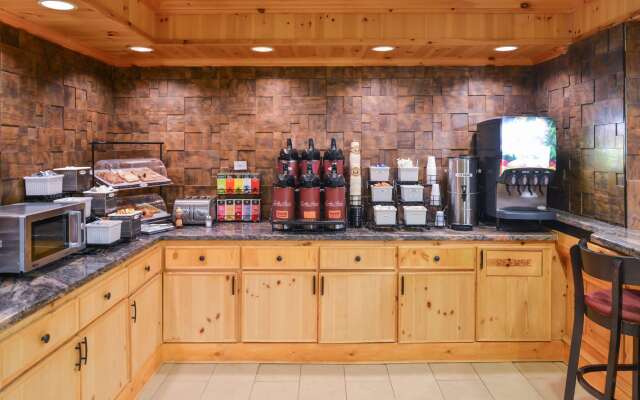 Best Western Plus Olympic Inn