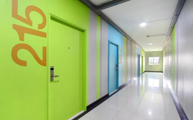 Fullroom 77 Srinakarin