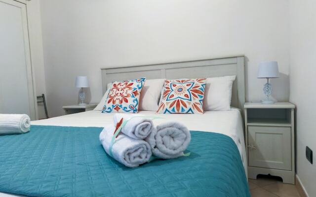 3809 Casa Selenella by Barbarhouse