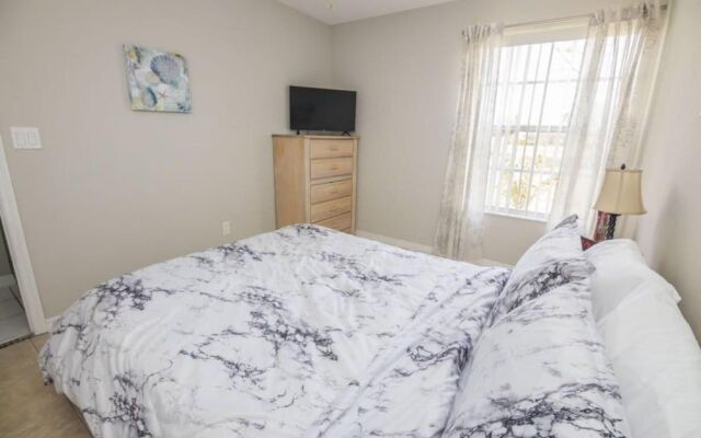 Bonita's Sweetwater Club Condo