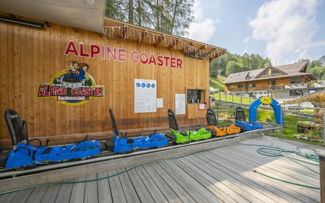 La Marmotta Campo Smith on the Ski Slopes