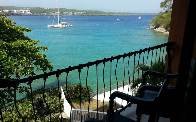 Exxtraordinary Resort - Bellamar