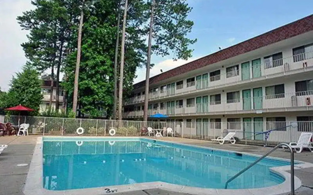 Motel 6 Williamsburg