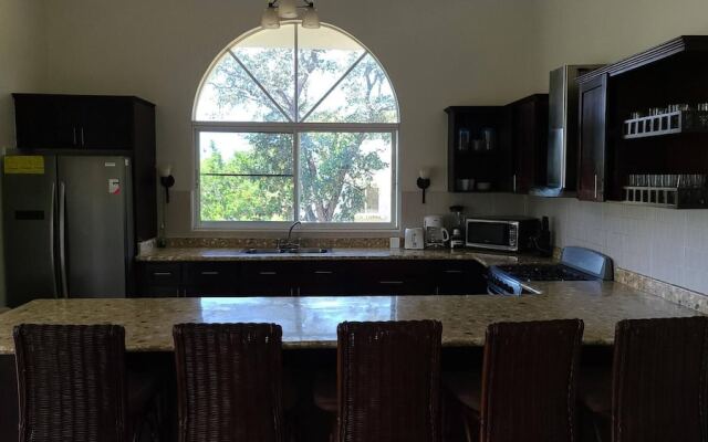 Villa Hermosa Spacious Close Town And Sosua Beach