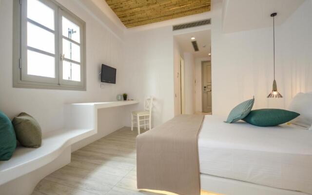 Thomais Studios