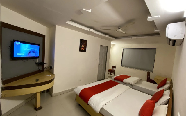 Oyo Flagship 36844 Riverfront