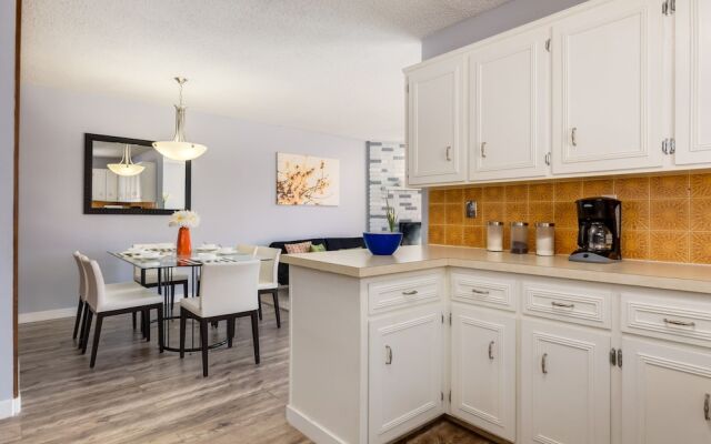 Superb 3BR mins to DT SAIT