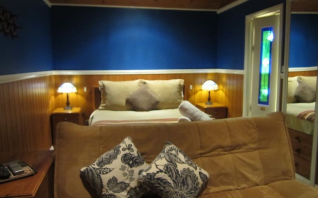Willowlake – Guest Rooms – Howqua Inlet