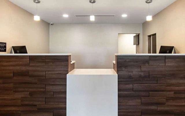 Comfort Suites Grove City Columbus South