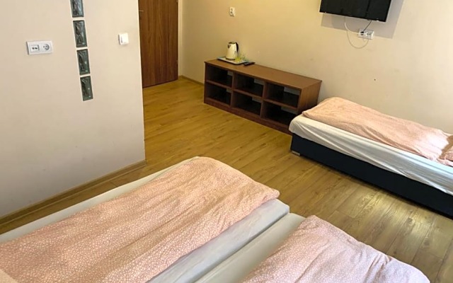 Hostel4u