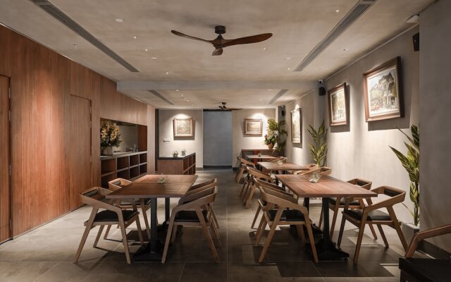TRIPLE E HOTEL Metro Ben Thanh
