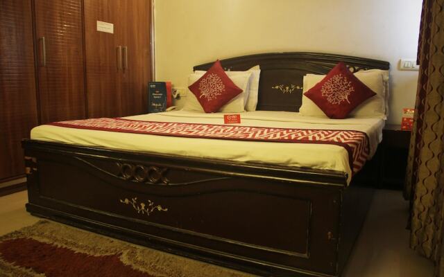 OYO 1262 Apartment near Medanta