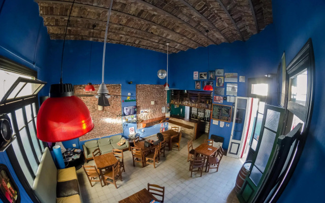 La Comunidad Hostel