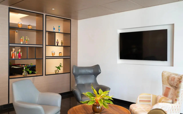 Zibe Luxe Kakinada by GRT Hotels