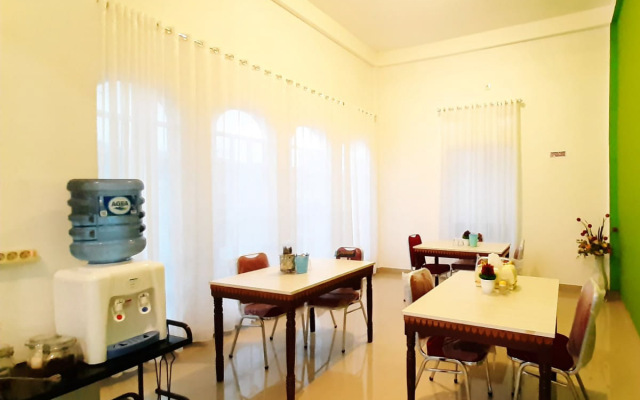 Hotel Berkah Atrama RedPartner