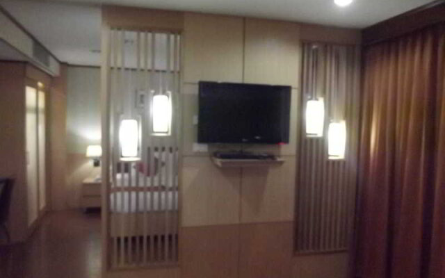 First Hotel Bangkok
