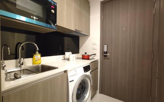Circle Rein Sukhumvit 12 #1BR#Pool&Gym#Near Terminal 21#Max2