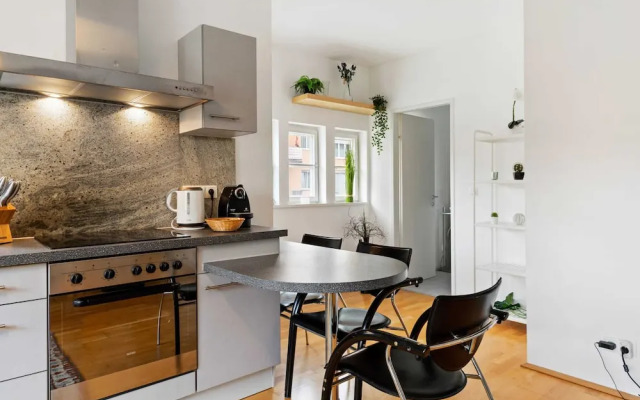 Elegant Apartment in Innsbruck near Golden Roof