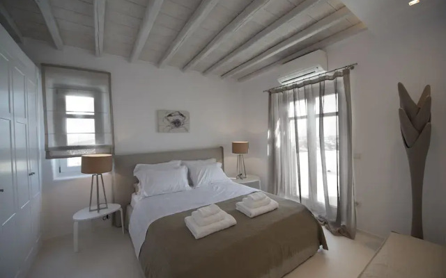 Villa Zircon