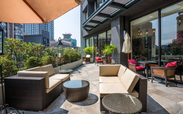 Lacle Hotel - Luzhou Taipei