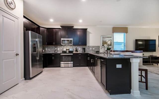 9-Bedroom Villa in Davenport 9000HS