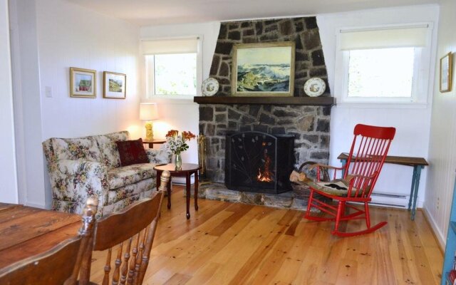 Still Point Lodge & Cottages