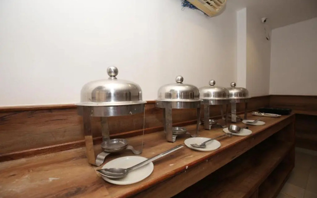 Hotel R. V. Regency