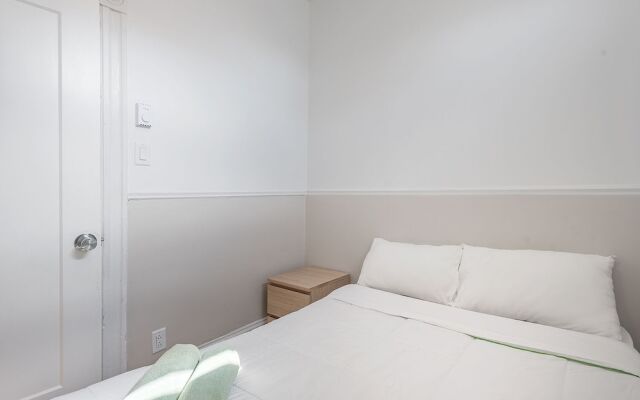 5225 rue Saint-urbain