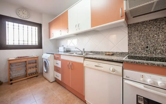 Semi-Detached House 1 (R85)