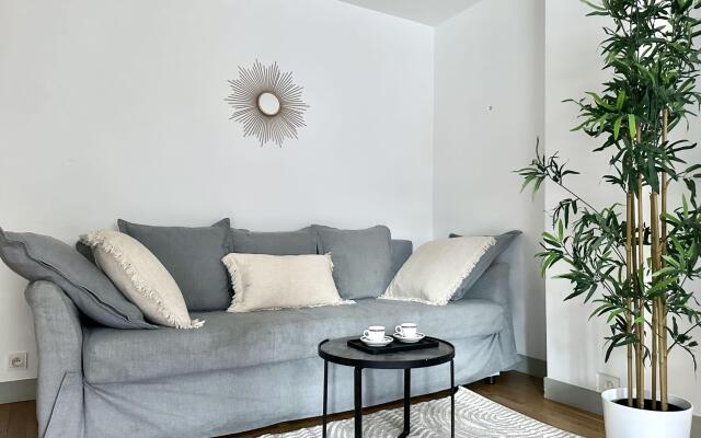 1600 - EIFFEL TOWER - Outstanding family flat