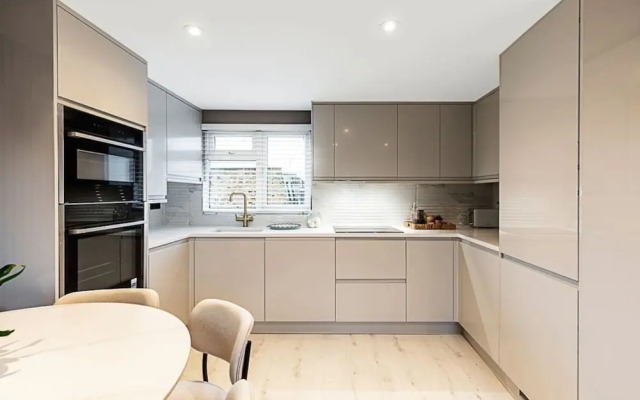 Fulham Oasis - From 325 Per Night