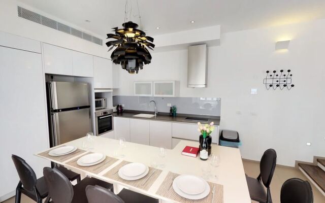 Sea N' Rent - Hayarkon 96