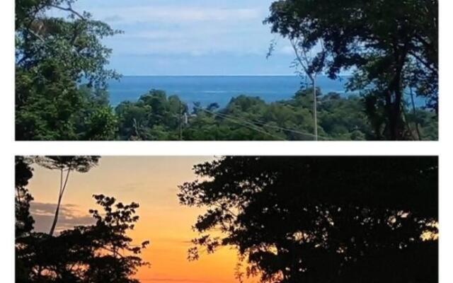 The Chill House in Playa Hermosa de Uvita