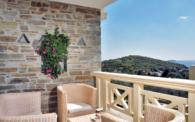 Aithra Apartments & Suites