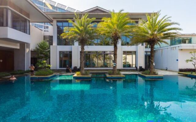 Cobblestone Holiday Apartment (Lingshui R&F Ocean Happy World)