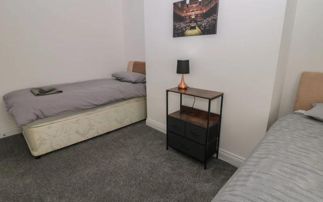 Flat 2 Englehurst Mews