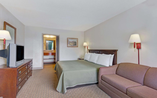 Travelodge by Wyndham Williamsburg Colonial Area