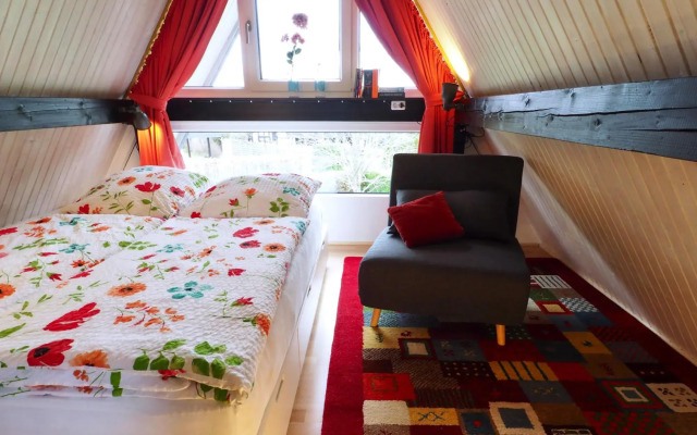 Cosy cottage, Burhave