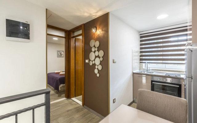 Reval Luxury Stone House Apartments